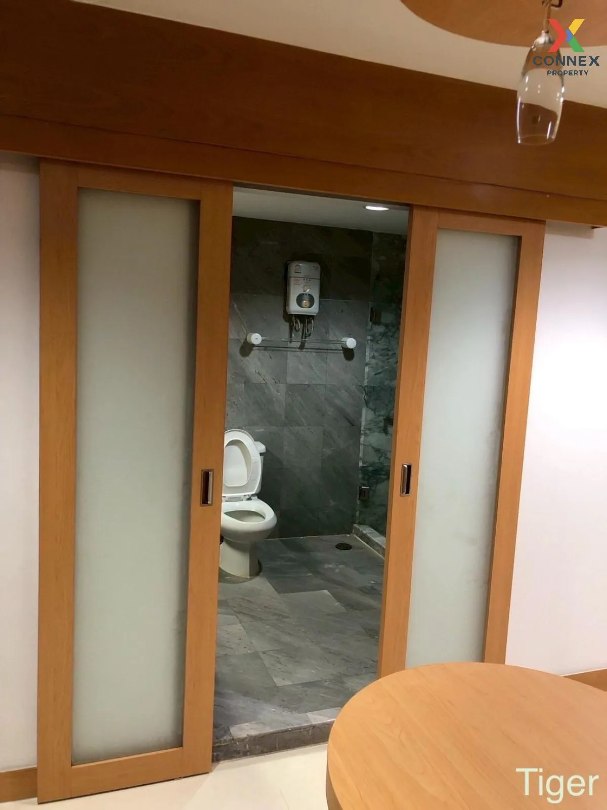 ขายคอนโด  สเตท ทาวเวอร์ BTS-สะพานตากสิน สีลม เขต บางรัก กรุงเทพ C ขายคอนโด  สเตท ทาวเวอร์ BTS-สะพานตากสิน สีลม เขต บางรัก กรุงเทพ C