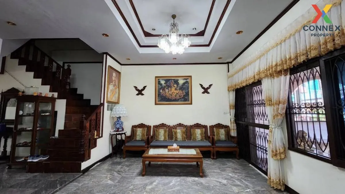 For Sale 2-storey townhouse, 37 square wah, 2 units, Khlong Song, 3