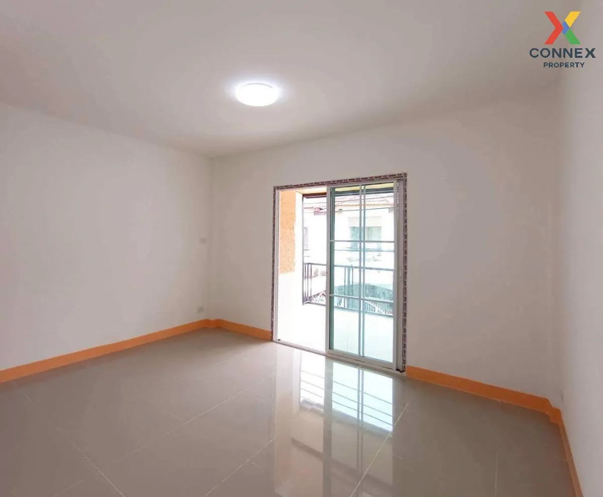 For Sale Townhouse/Townhome  , Baan Nanthicha 3/8 , Sai Noi , Sai