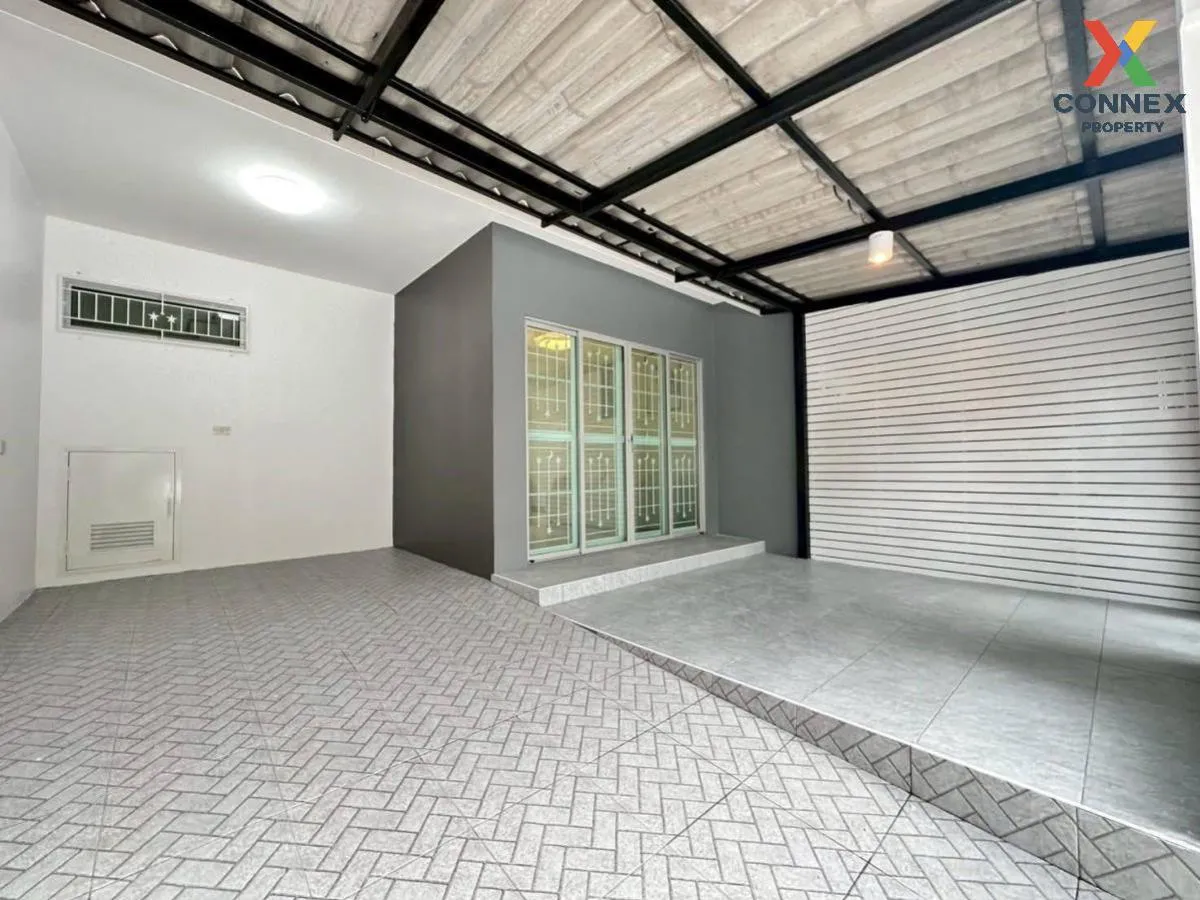 ขายทาวน์เฮ้าส์/ทาวน์โฮม  เดอะ คอนเนค อ่อนนุช 2 รีโนเวทใหม่ ประเวศ 2