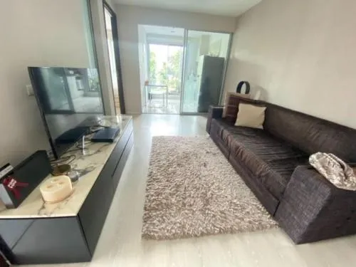 เช่าคอนโด  ริทึ่ม สาทร-นราธิวาส BTS-ช่องนนทรี ทุ่งมหาเมฆ เขต สาทร กรุงเทพ CX-128435