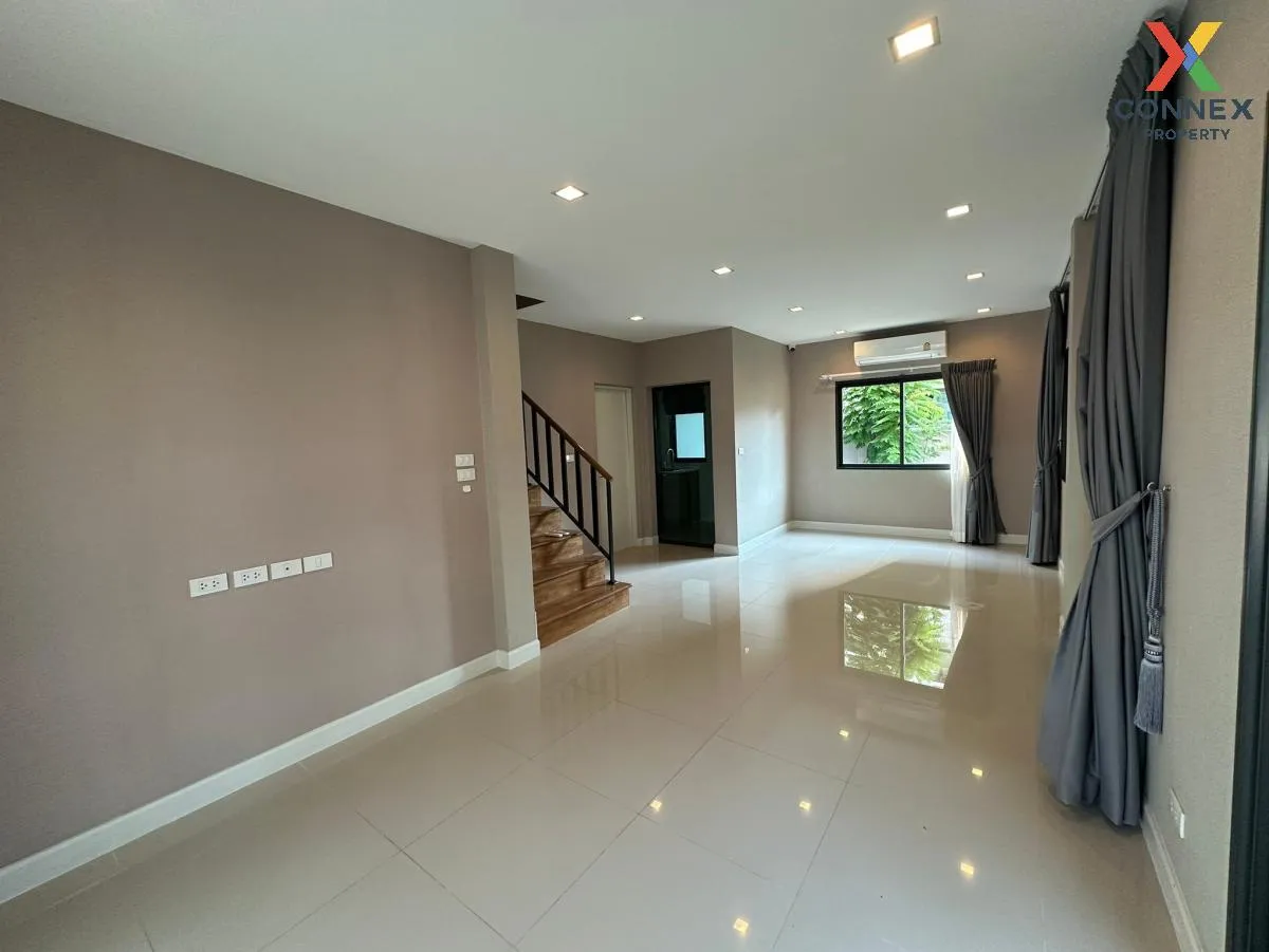 ขายทาวน์เฮ้าส์/ทาวน์โฮม  วี คอมพาวด์ ราชพฤกษ์-ปิ่นเกล้า มหาสวัสดิ