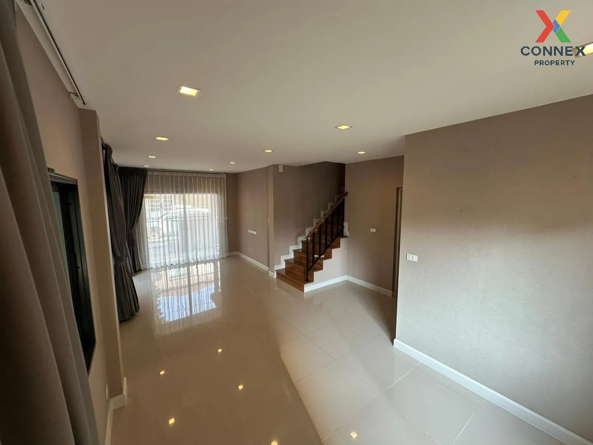 ขายทาวน์เฮ้าส์/ทาวน์โฮม  วี คอมพาวด์ ราชพฤกษ์-ปิ่นเกล้า มหาสวัสดิ