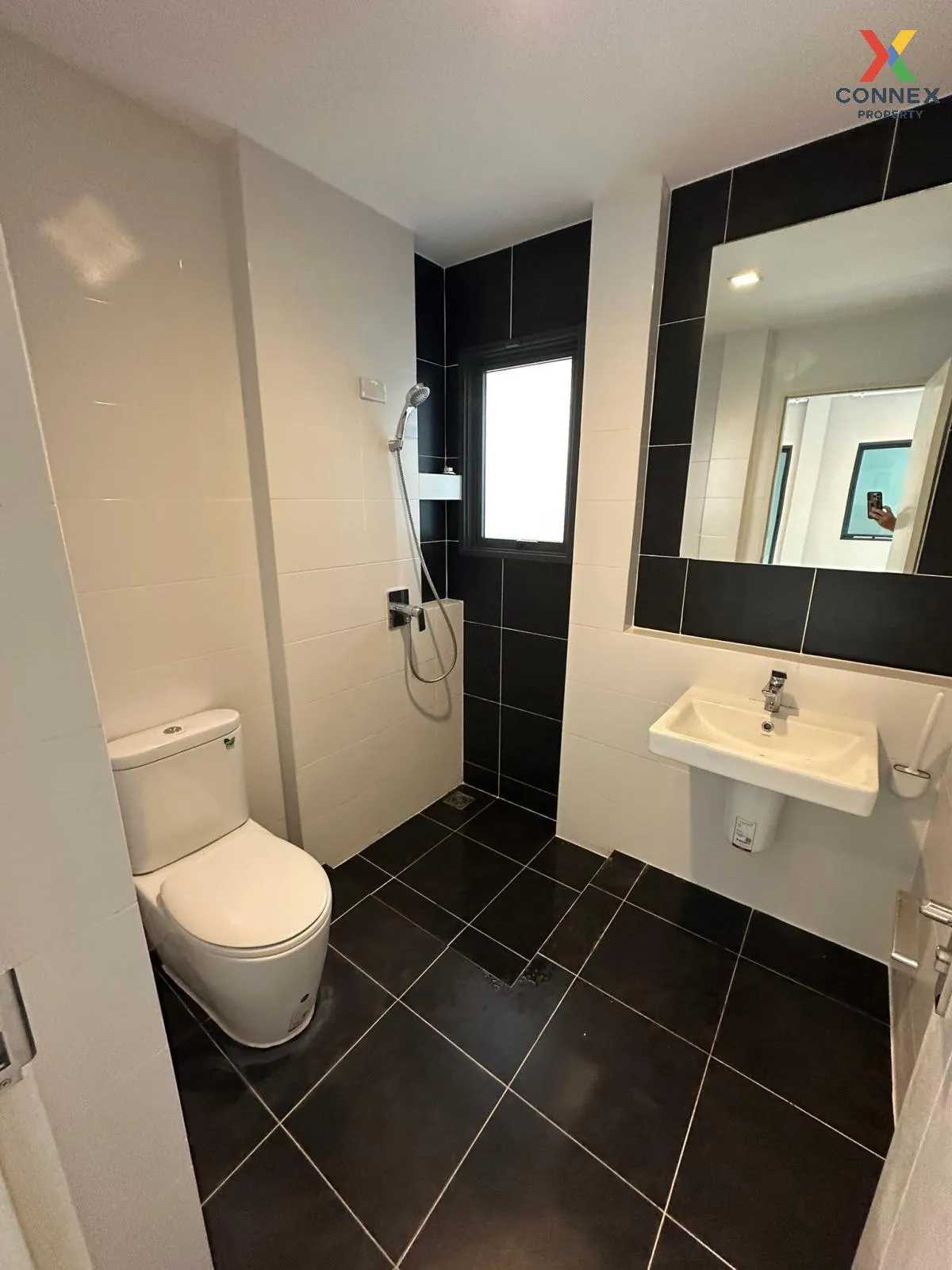 ขายทาวน์เฮ้าส์/ทาวน์โฮม  วี คอมพาวด์ ราชพฤกษ์-ปิ่นเกล้า มหาสวัสดิ