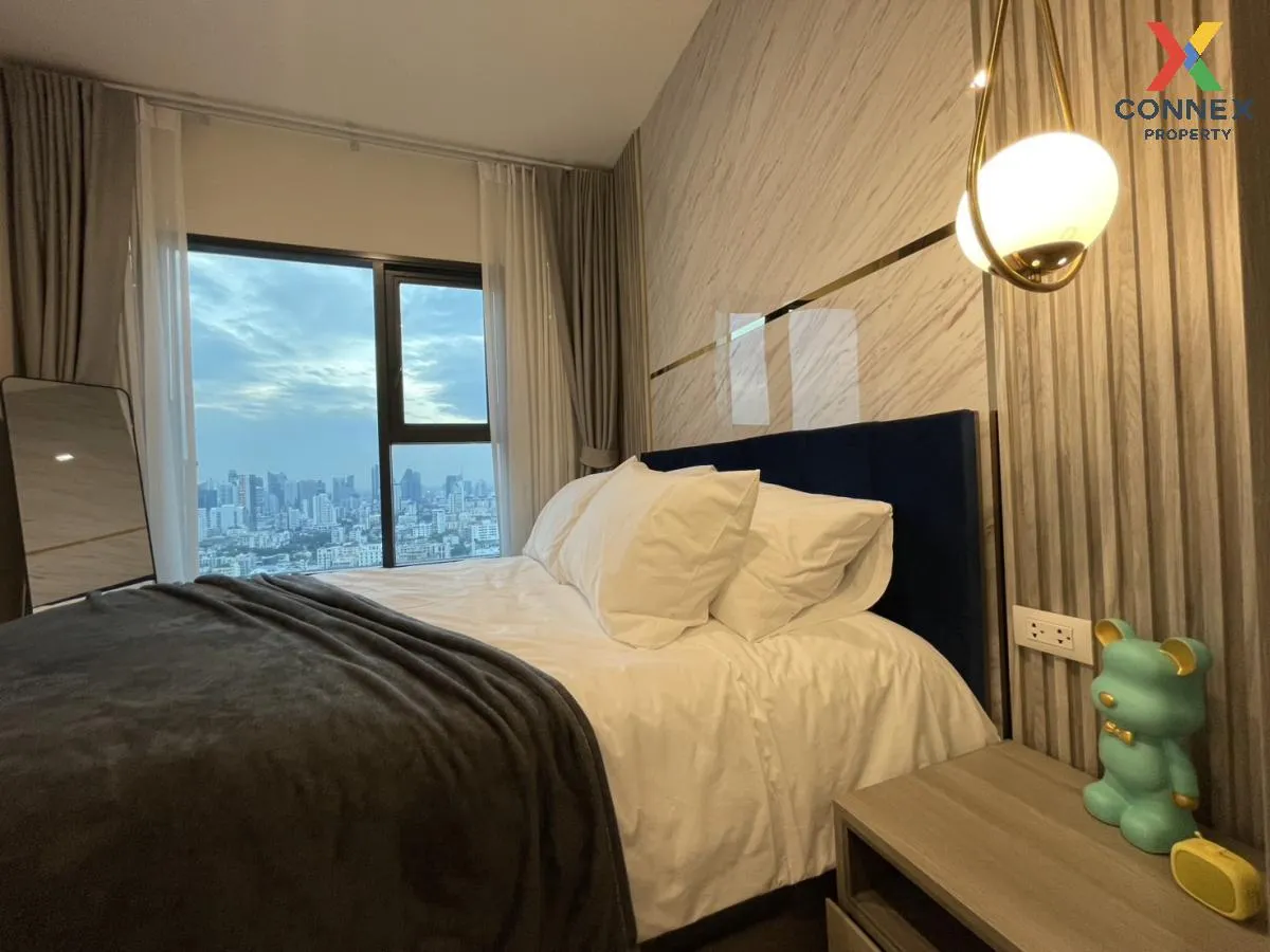 ขายคอนโด  เดอะ เบส เพชรบุรี - ทองหล่อ วิวสวย ชั้นสูง MRT-เพชรบุรี