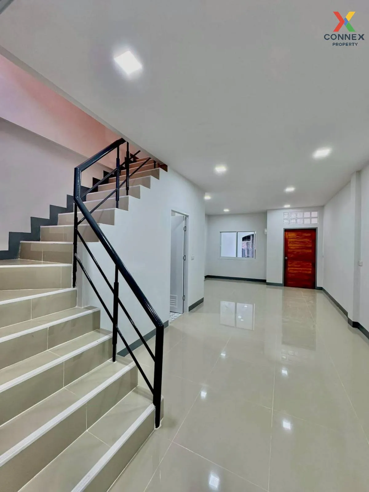 For Sale Townhouse/Townhome  , Pimonrat 2 , newly renovated , Phi
