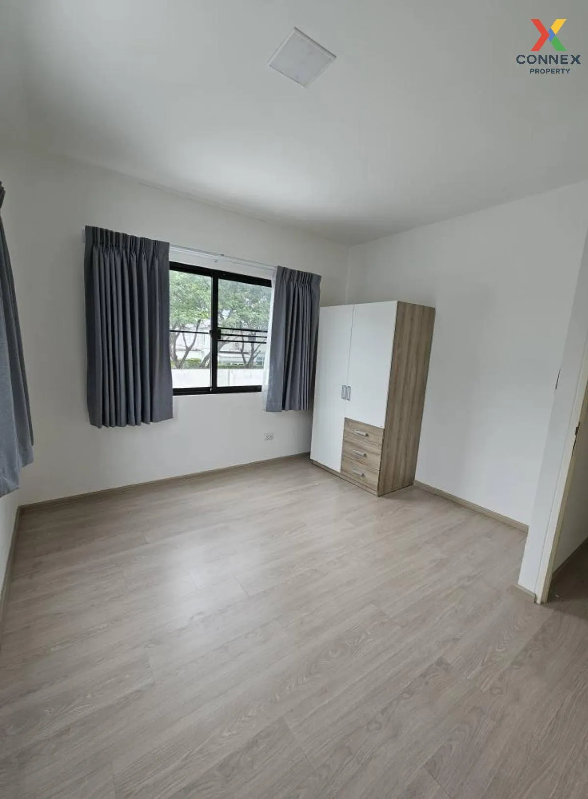 เช่าทาวน์เฮ้าส์/ทาวน์โฮม  อินดี้ 5 บางนา กม.7 บางแก้ว บางพลี สมุท