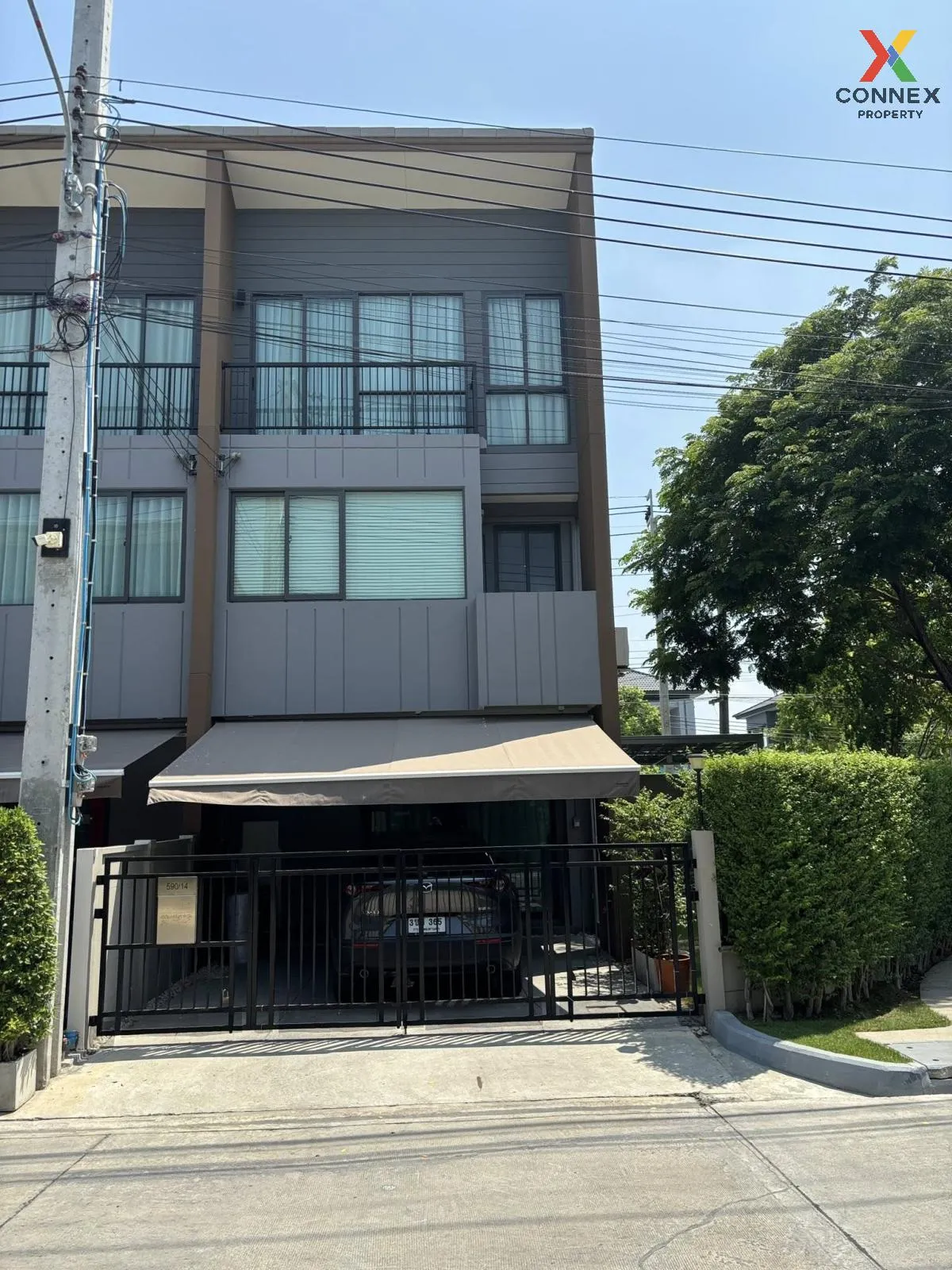 For Sale Townhouse/Townhome  , Baan Klang Muang Sukhumvit - Onnut 1