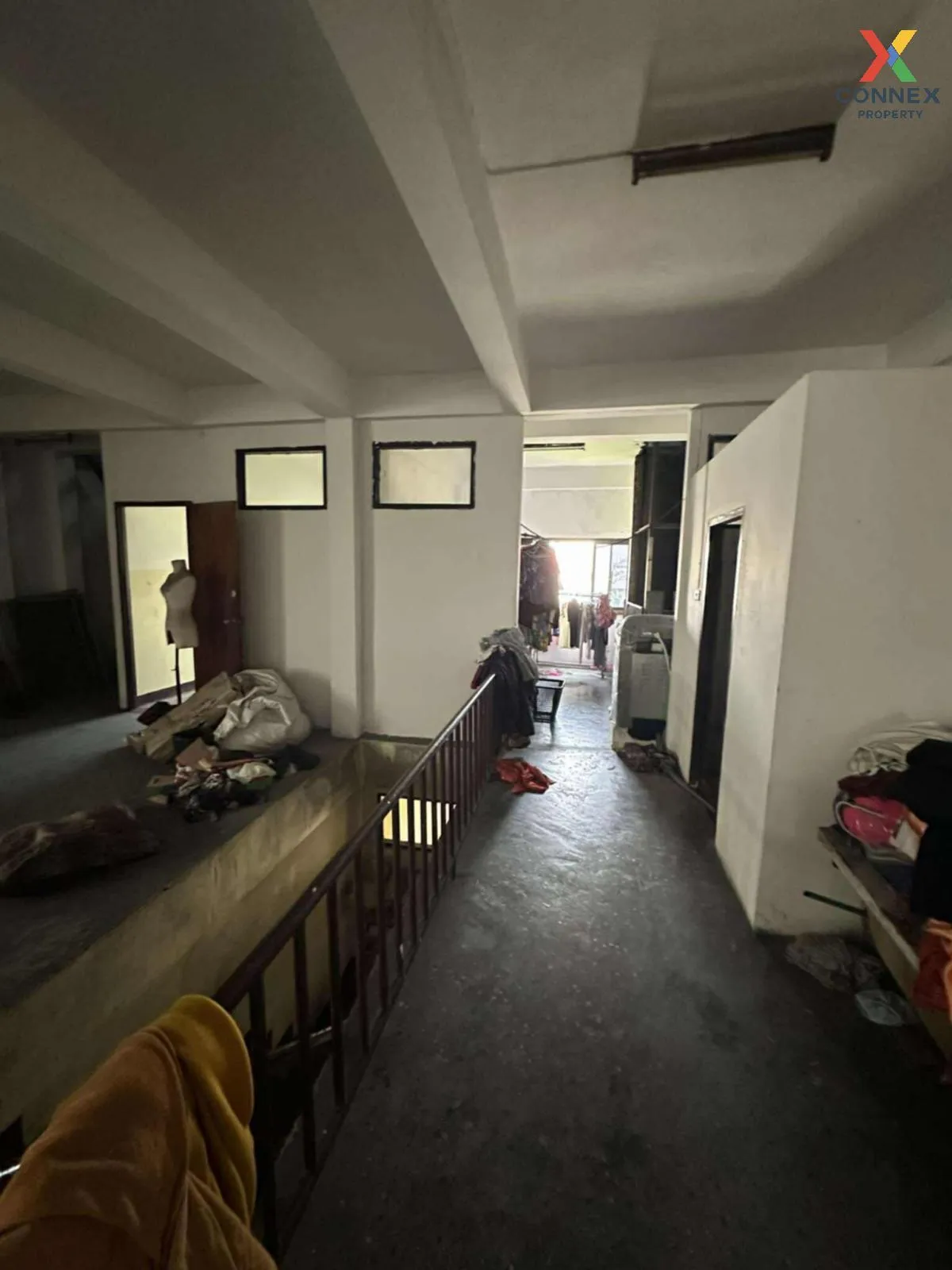 ขายอาคารพาณิชย์ 5 ชั้น พื้นที่ 32 ตารางวา จอมทอง กรุงเทพมหานคร บา