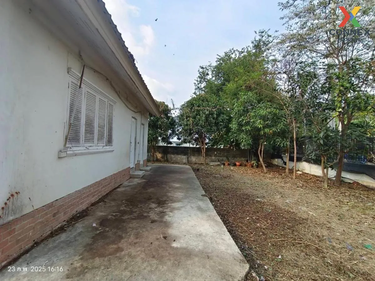 For Sale Land with buildings area 3859 square wah Sai Ma Nonthabu For Sale Land with buildings area 3859 square wah Sai Ma Nonthabu