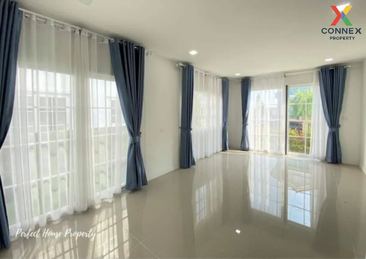 For Sale House , Golden Neo Ramintra - Wongwaen , Bang Chan , Khl
