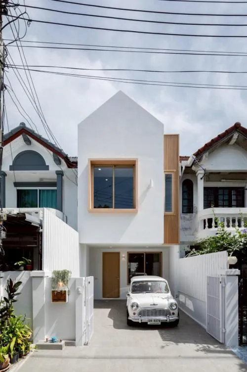 For Rent Townhouse/Townhome  , Maneeya , MRT-Vatcharaphol , Khlong Kum , Bung Kum , Bangkok , CX-128653