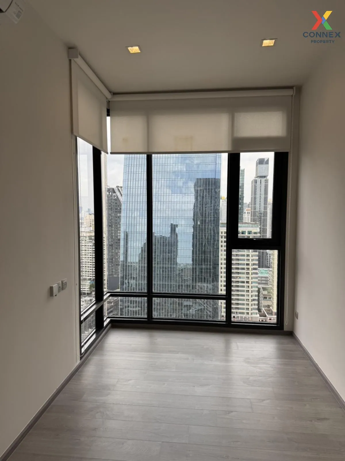 For Sale Condo , The Address Siam-Ratchathewi , high floor , corn 1