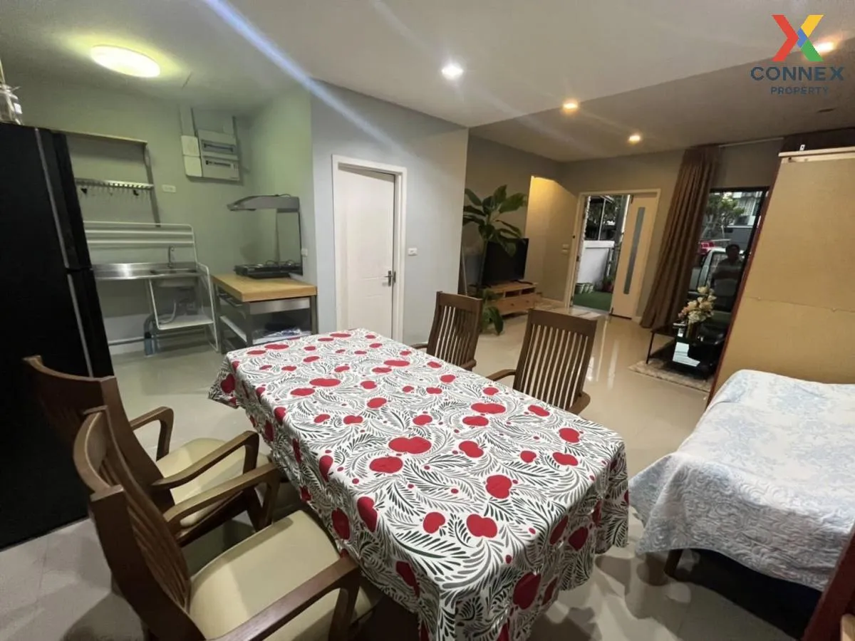 เช่าทาวน์เฮ้าส์/ทาวน์โฮม  เพล็กซ์ เรสซิเดนซ์ นวมินทร์ 111 คลองกุ่ 2