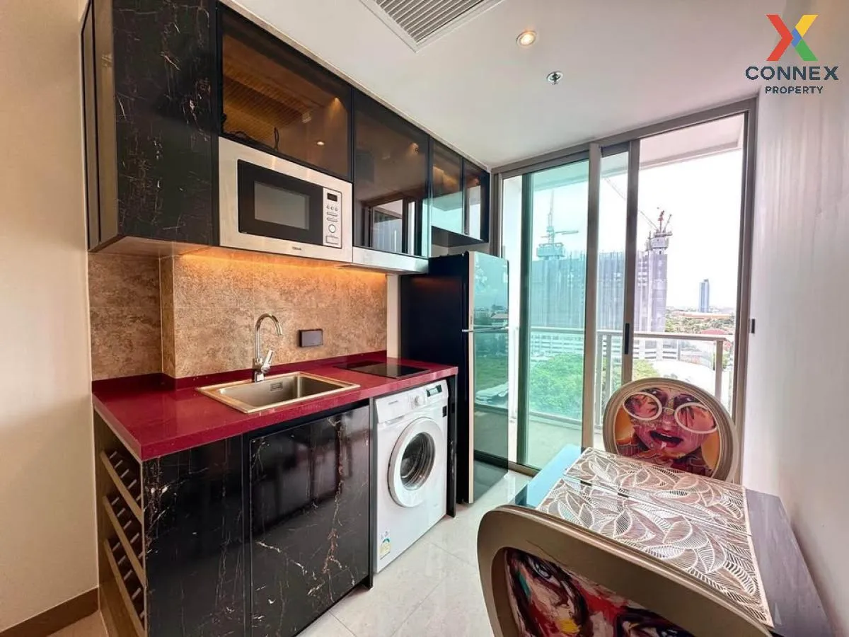 For Sale Condo , The Riviera Jomtien Pattaya , high floor , Nong  3