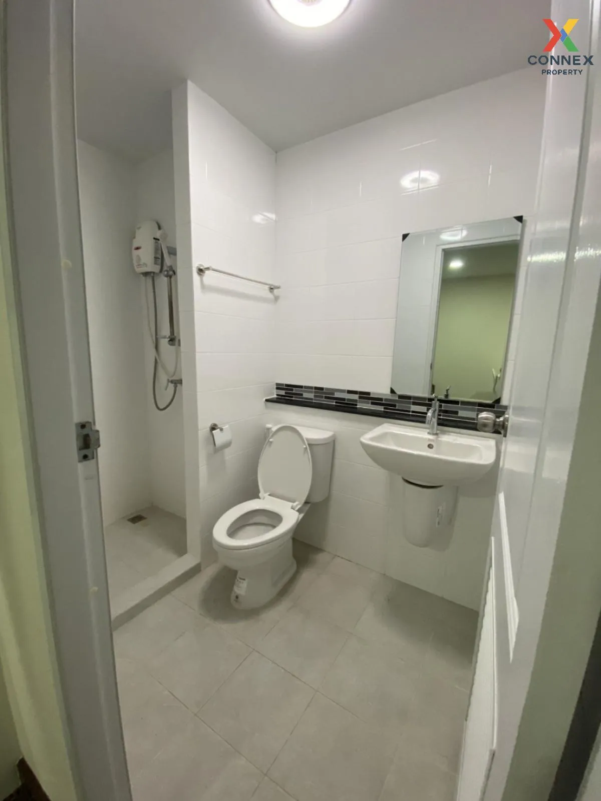 ขายคอนโด  ดิ เอโฟร์ แกรนด์ คอนโด สี่แยกทับมา ทับมา เมืองระยอง ระย