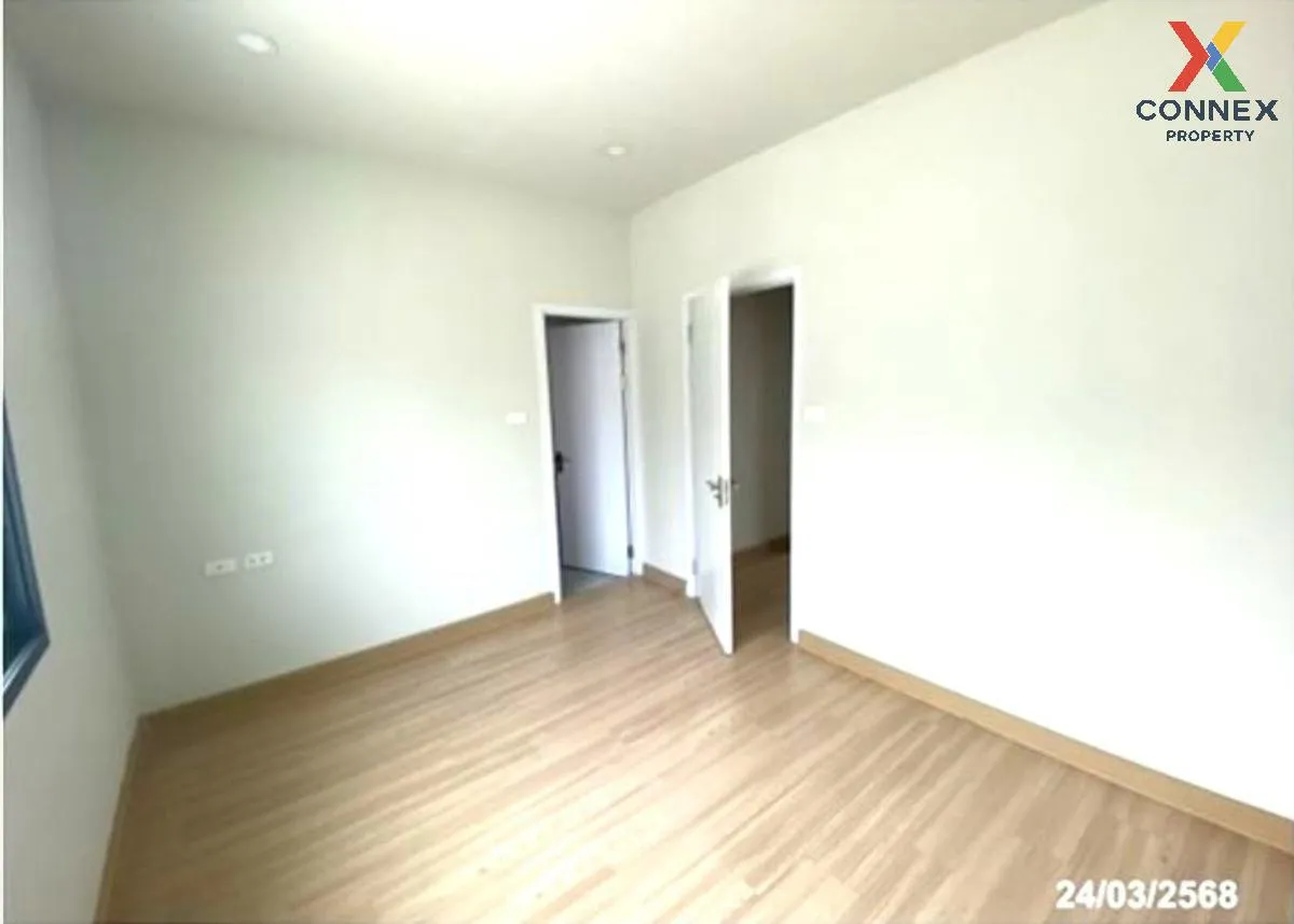 For Sale Townhouse/Townhome  , Britannia Wongwaen - Hathairat , B