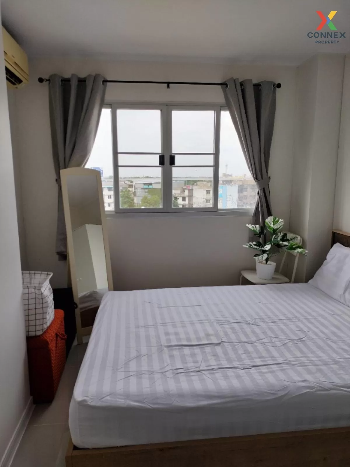 เช่าคอนโด  ลุมพินี คอนโดทาวน์ รามอินทรา - นวมินทร์ คันนายาว เขต ค