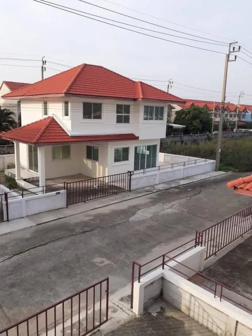 ขายบ้าน  บ้านสวนภูมิฐาน บ้านกล้วย - ไทรน้อย ไทรน้อย ไทรน้อย นนทบุรี CX-128954