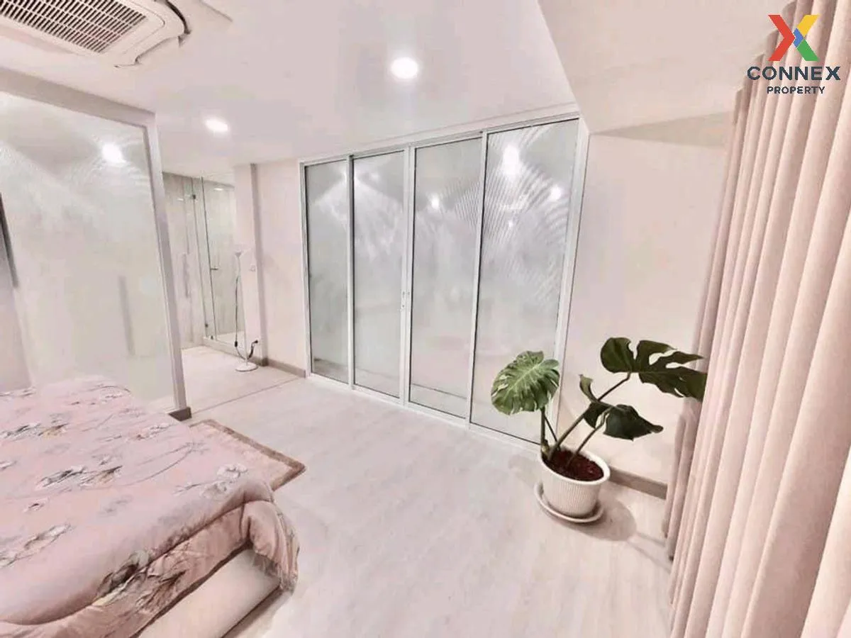 For Rent Condo , The Waterford Royal Suite , BTS-Sena Nikhom , Ch