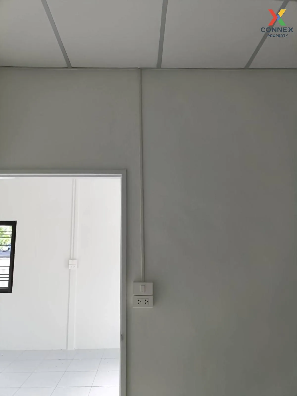 For Sale  House with land, area 1 rai , Khlong Nok Krathung , Ban