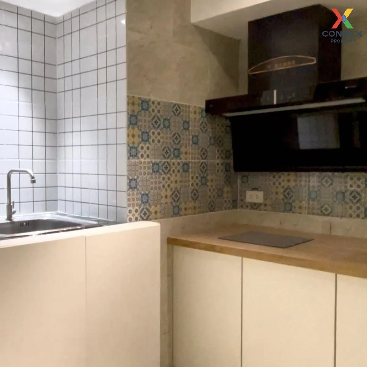 เช่าคอนโด  ออมนิ ทาวเวอร์ BTS-อโศก คลองเตย เขต คลองเตย กรุงเทพ CX 3