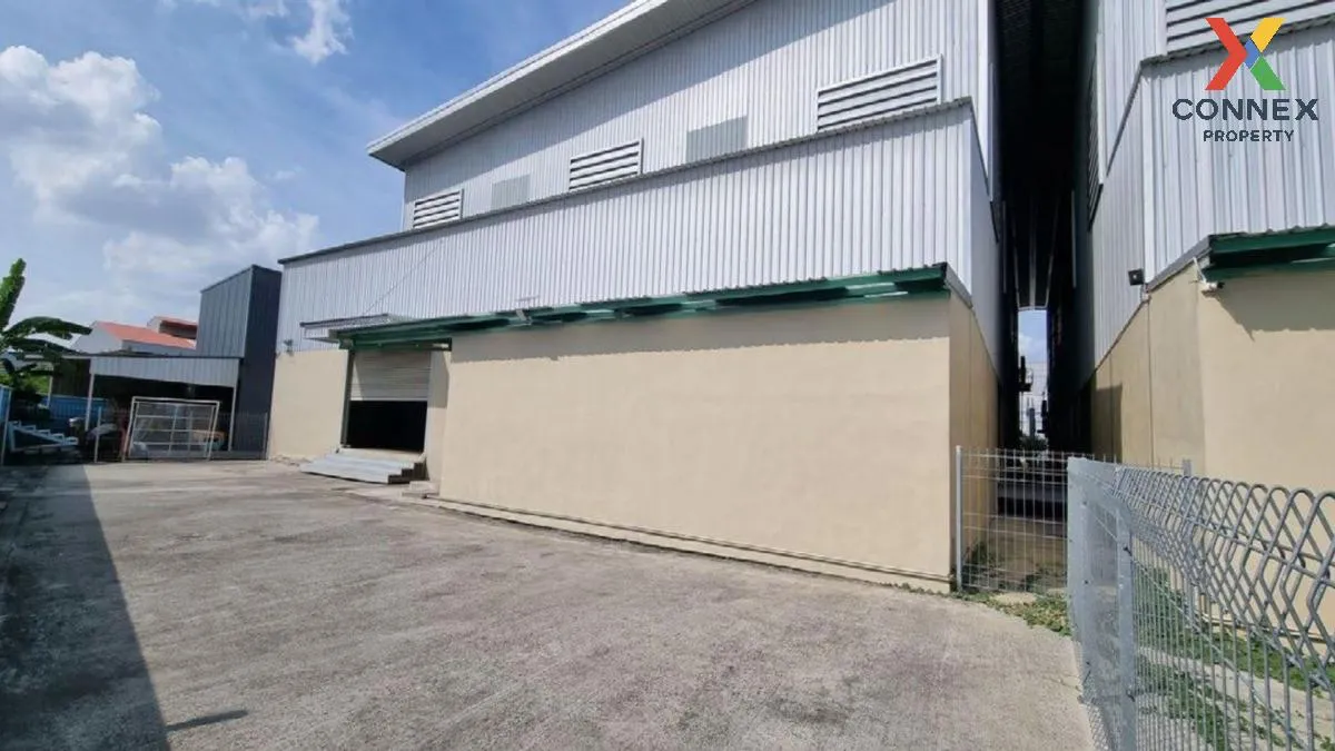 For Sale For sale: Land with a warehouse and office building. , B