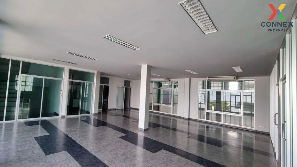 For Sale For sale: Land with a warehouse and office building. , B