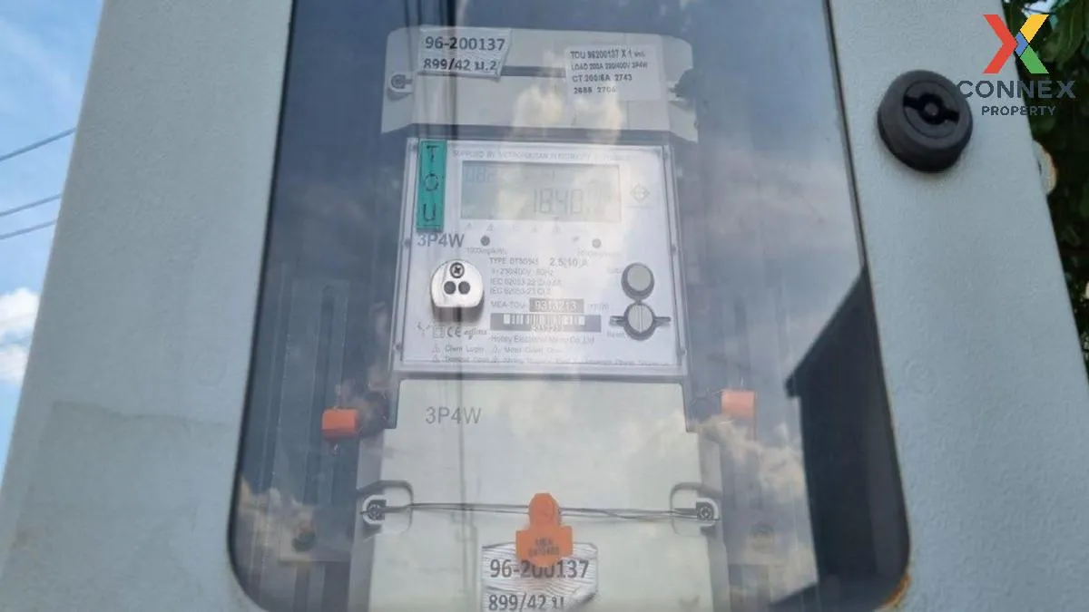 For Sale For sale: Land with a warehouse and office building. , B