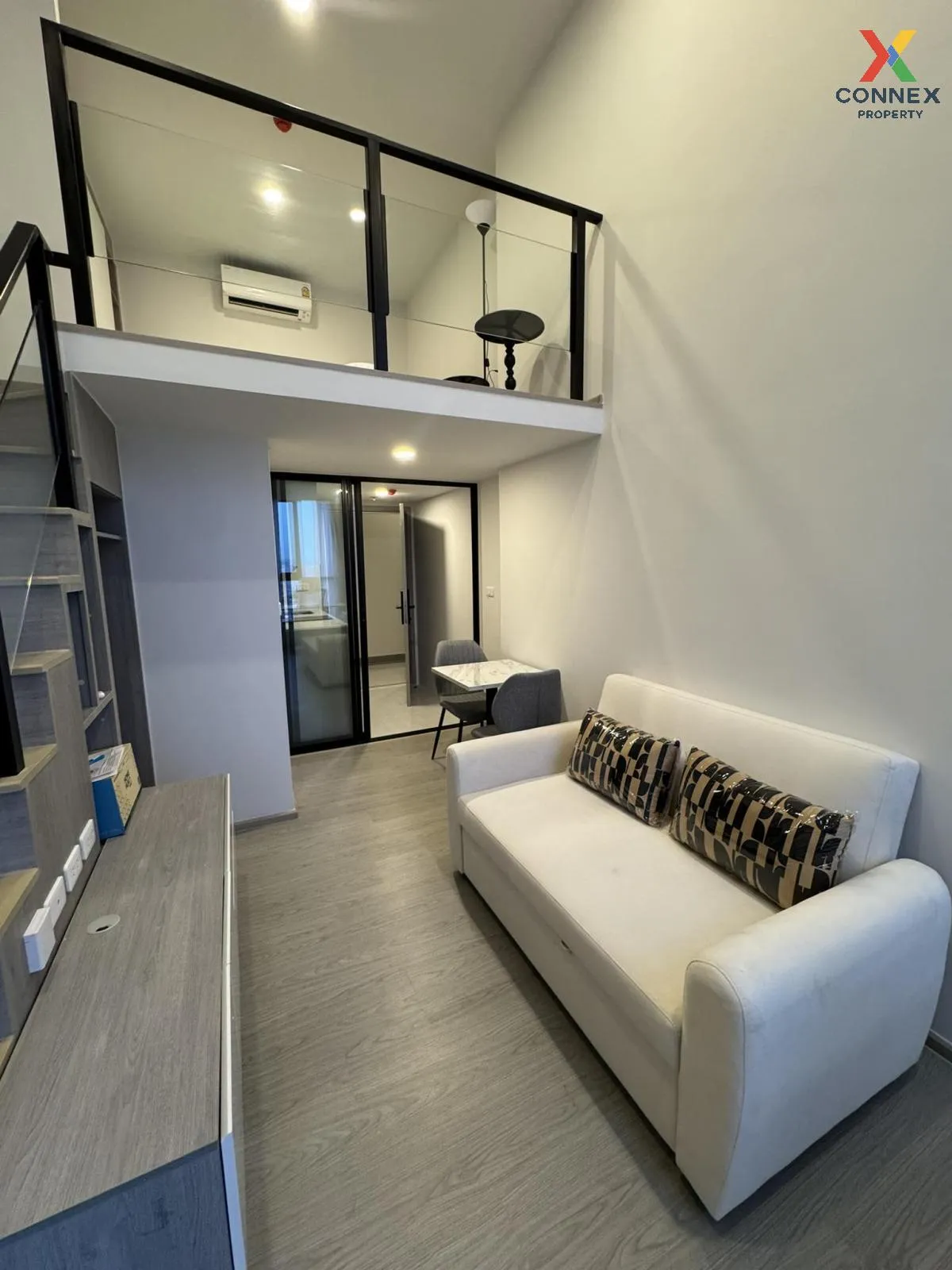 เช่าคอนโด  ออริจิ้น ปลั๊ก แอนด์ เพลย์ รามคำแหง ทริปเปิ้ล สเตชั่น  1