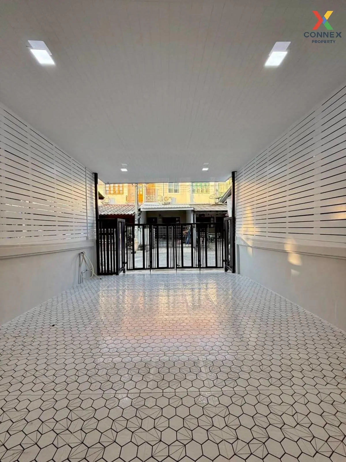 ขายทาวน์เฮ้าส์/ทาวน์โฮม  บ้านบัวทอง 4 บ้านกล้วย-ไทรน้อย รีโนเวทให 3