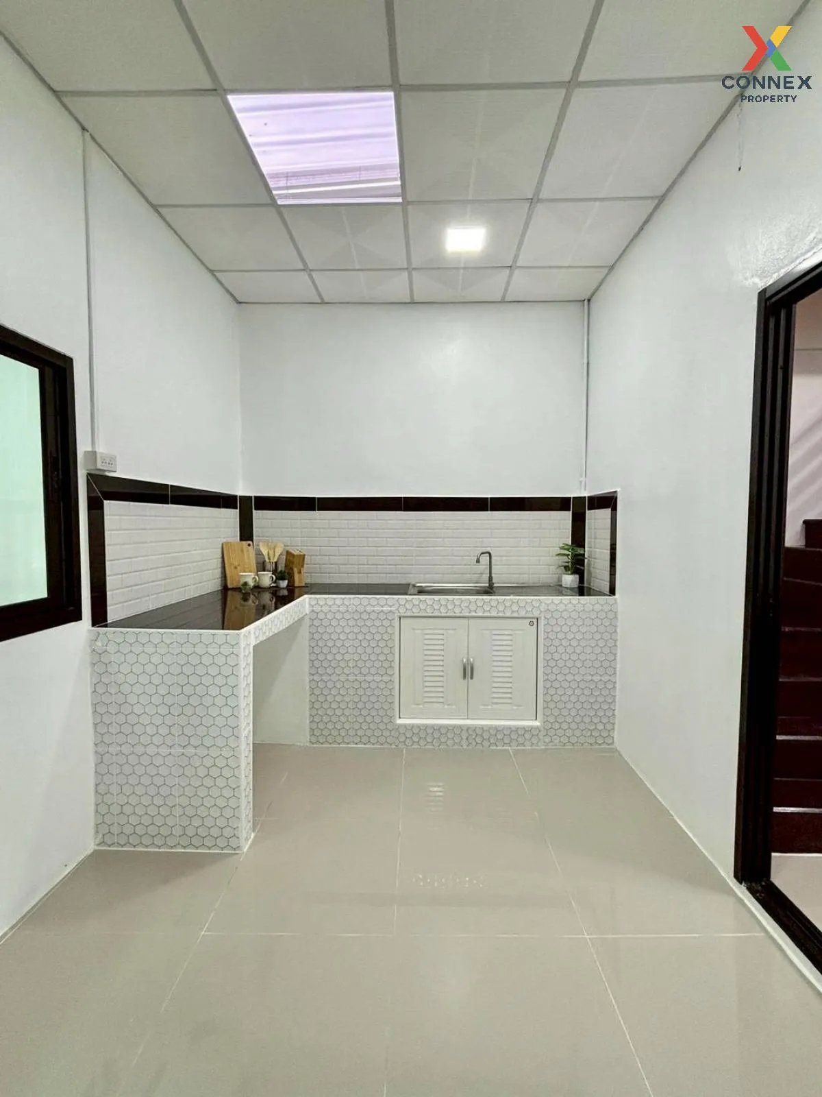 ขายทาวน์เฮ้าส์/ทาวน์โฮม  บัวทองธานี รีโนเวทใหม่ บางบัวทอง บางบัวท