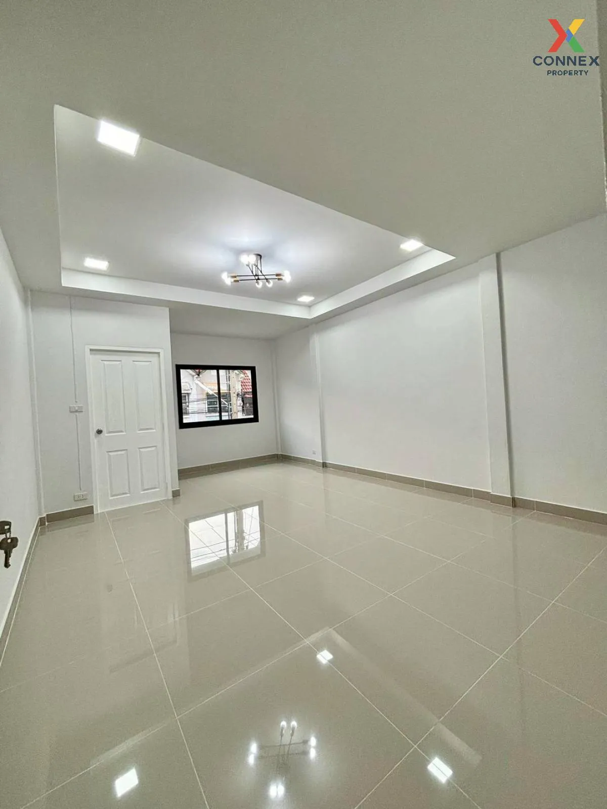 ขายทาวน์เฮ้าส์/ทาวน์โฮม  บัวทองธานี รีโนเวทใหม่ บางบัวทอง บางบัวท