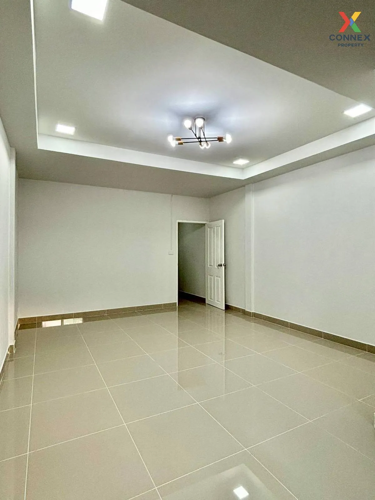 ขายทาวน์เฮ้าส์/ทาวน์โฮม  บัวทองธานี รีโนเวทใหม่ บางบัวทอง บางบัวท