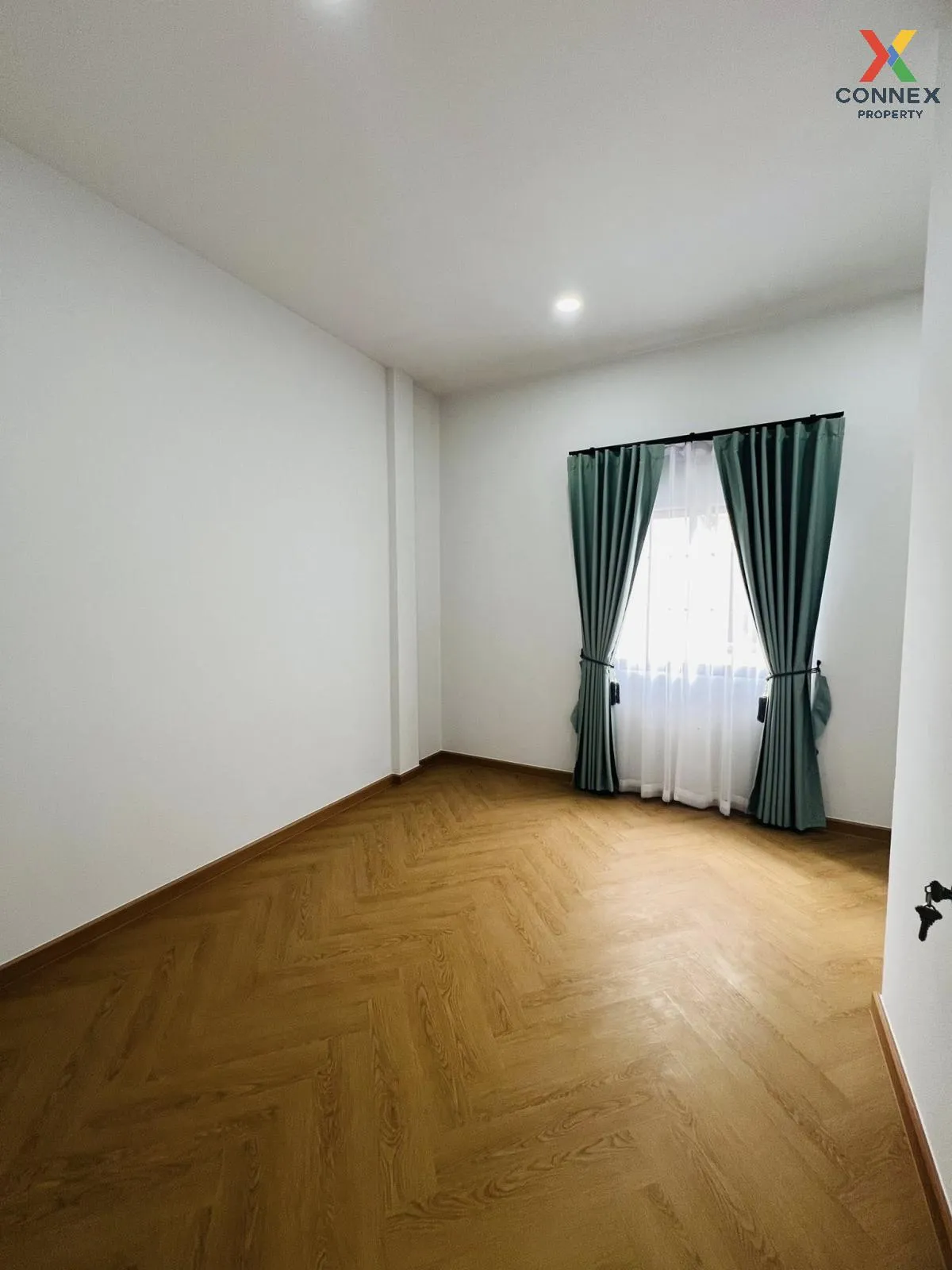 For Sale Townhouse/Townhome  , Baan Rinticha RomKlao , newly reno