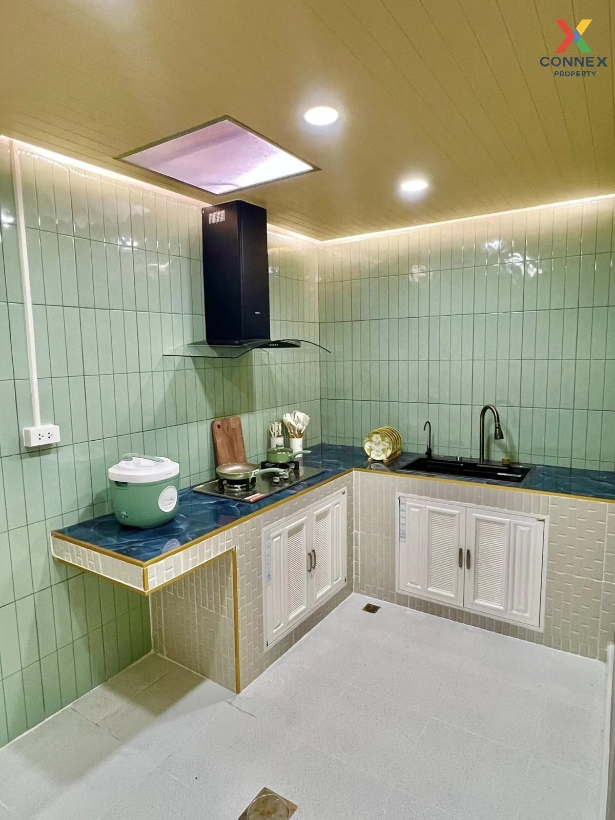 For Sale Townhouse/Townhome  , Baan Rinticha RomKlao , newly reno