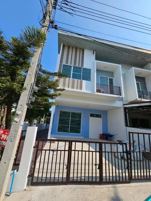 For Sale Townhouse/Townhome  , The Trust Srinakarin - Praeksa , Phraek Sa , Mueang Samut Prakan , Samut Prakarn , CX-129484