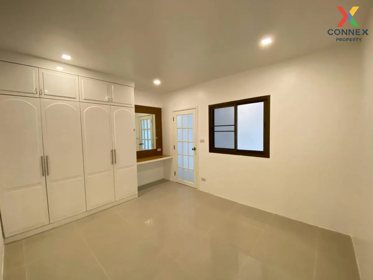 ขายทาวน์เฮ้าส์/ทาวน์โฮม  บ้านพิมลราช 4 รีโนเวทใหม่ ไทรน้อย ไทรน้อ