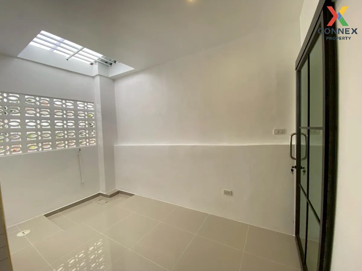 ขายทาวน์เฮ้าส์/ทาวน์โฮม  บ้านพิมลราช 4 รีโนเวทใหม่ ไทรน้อย ไทรน้อ