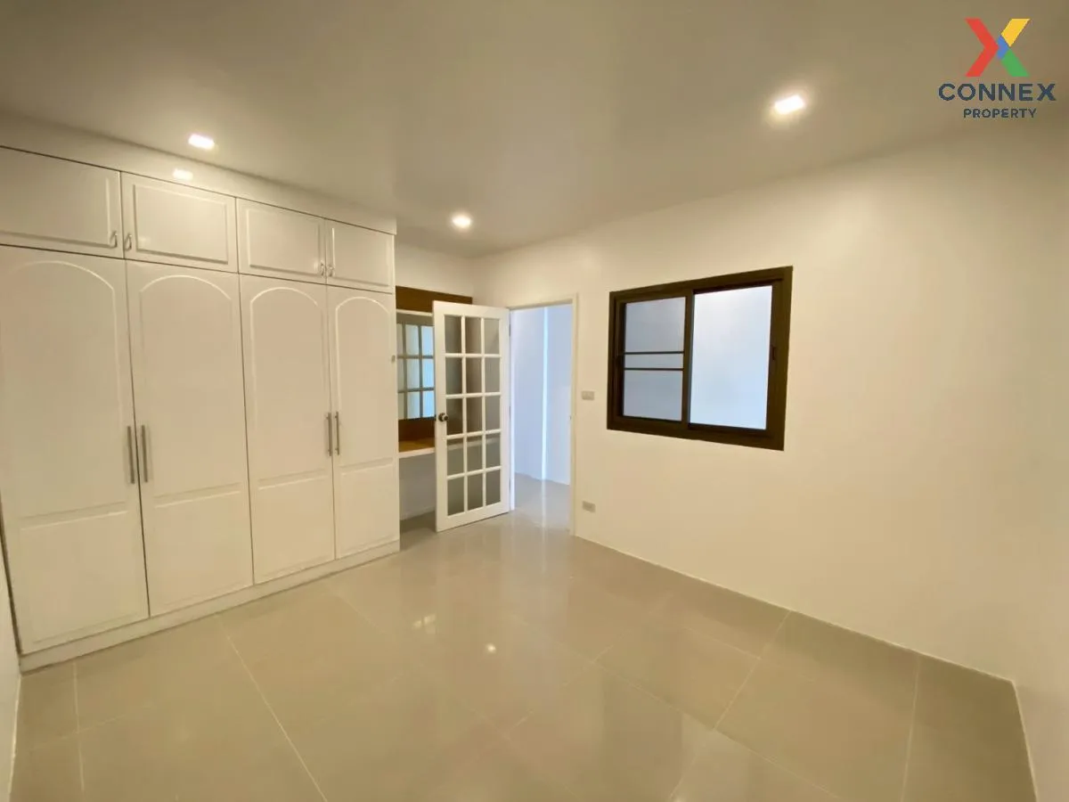 ขายทาวน์เฮ้าส์/ทาวน์โฮม  บ้านพิมลราช 4 รีโนเวทใหม่ ไทรน้อย ไทรน้อ