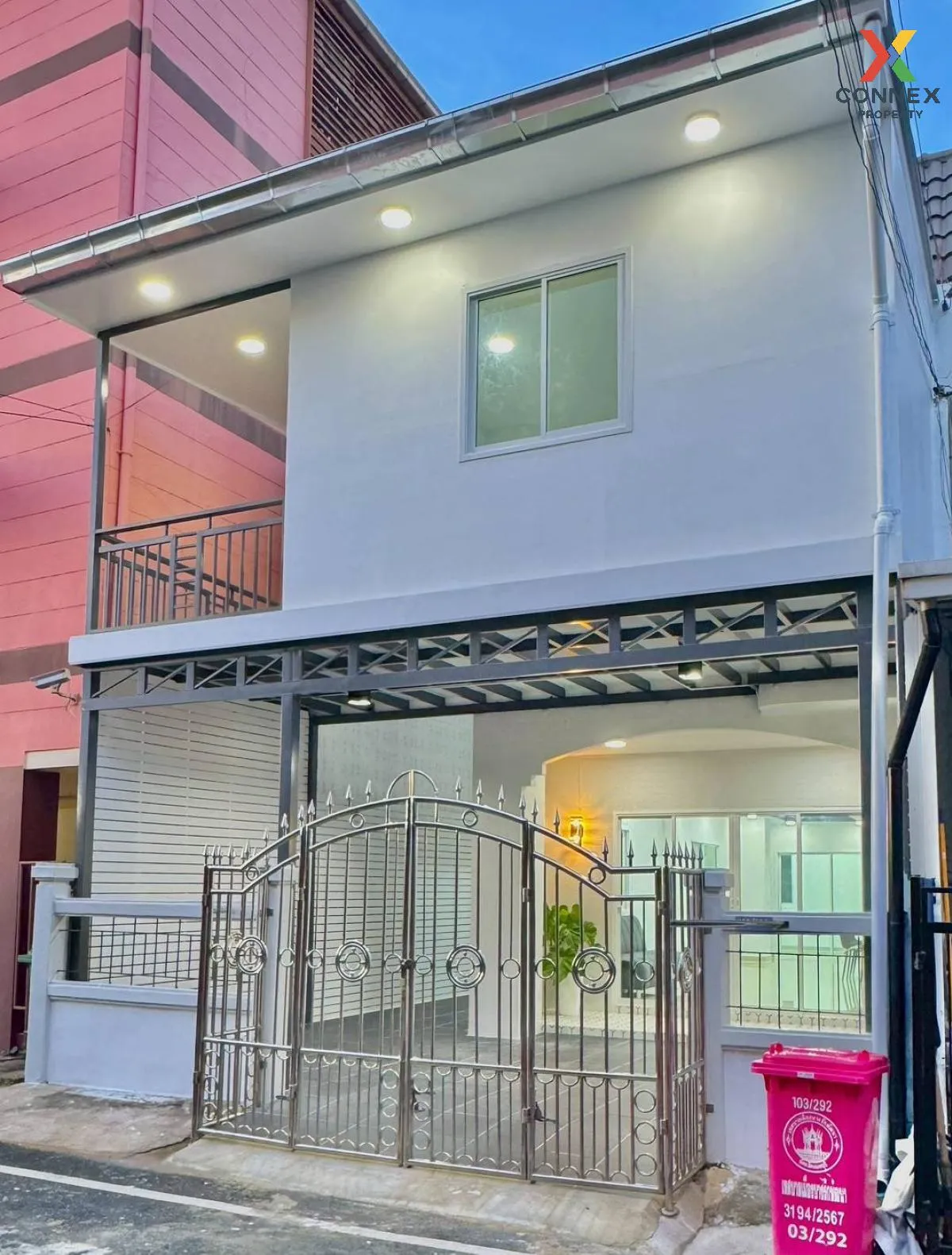 For Sale Townhouse/Townhome  , Baan Buathong 1 , high floor , MRT For Sale Townhouse/Townhome  , Baan Buathong 1 , high floor , MRT 3