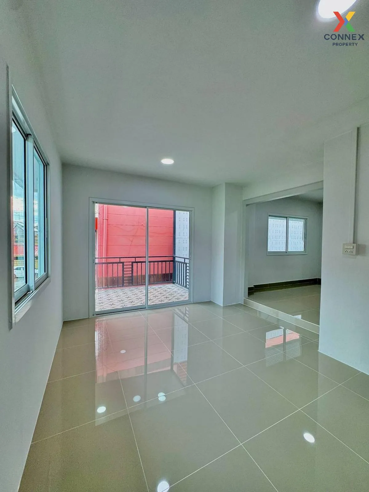 For Sale Townhouse/Townhome  , Baan Buathong 1 , high floor , MRT For Sale Townhouse/Townhome  , Baan Buathong 1 , high floor , MRT