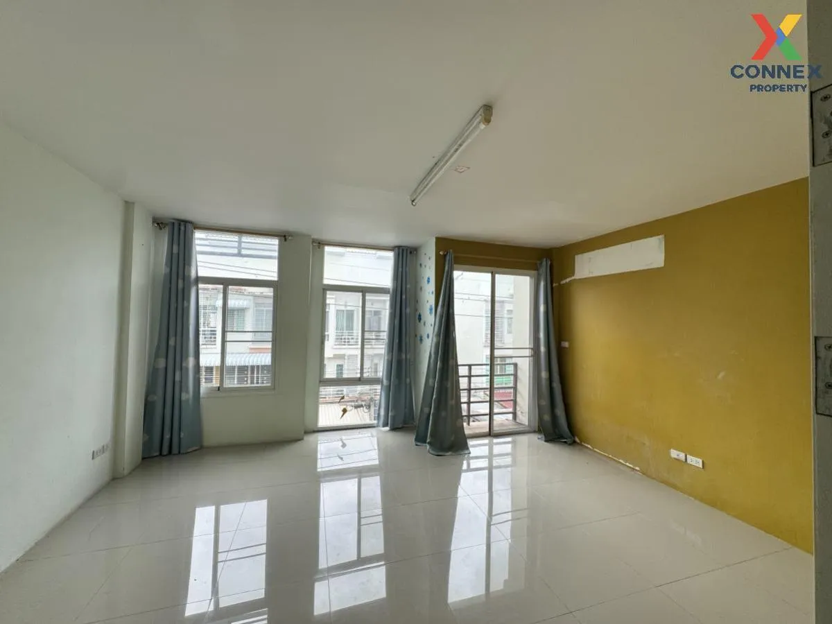 For Sale Townhouse/Townhome  , Baan Busara Phetkasem 81 , Nong Kh