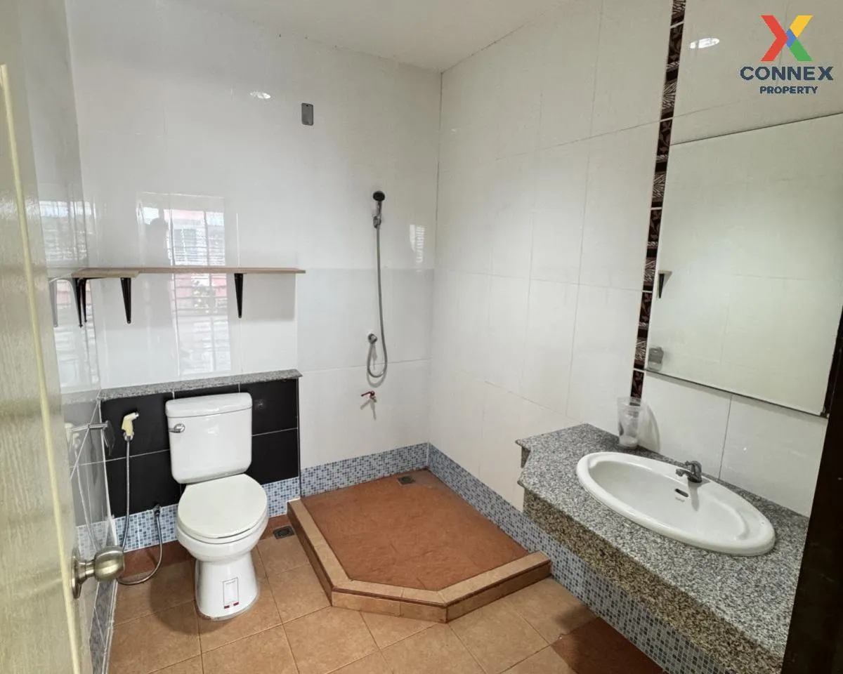 For Sale Townhouse/Townhome  , Baan Busara Phetkasem 81 , Nong Kh