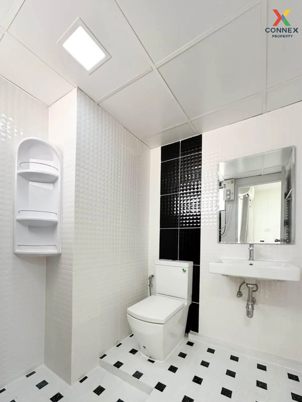 ขายคอนโด  รีเจ้นท์ รัชดา ทาวเวอร์ ห้องมุม รีโนเวทใหม่ MRT-สุทธิสา