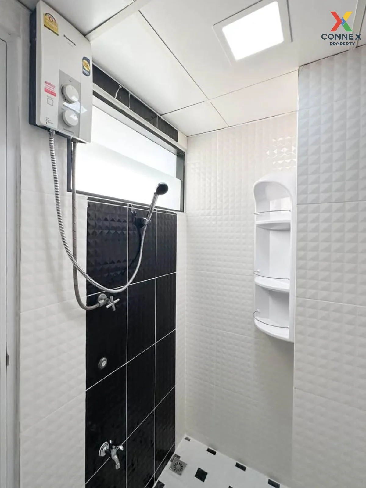 ขายคอนโด  รีเจ้นท์ รัชดา ทาวเวอร์ ห้องมุม รีโนเวทใหม่ MRT-สุทธิสา