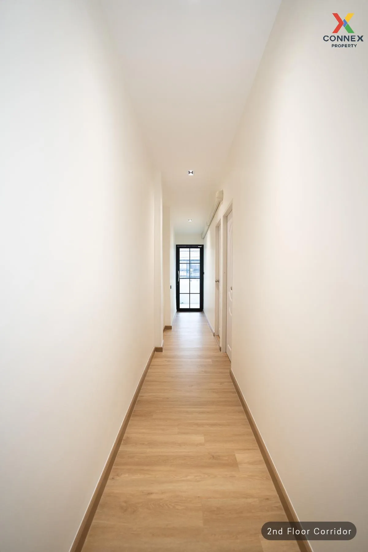 เช่าทาวน์เฮ้าส์/ทาวน์โฮม  อยู่เจริญ 29 รีโนเวทใหม่ สามเสนนอก เขต  4