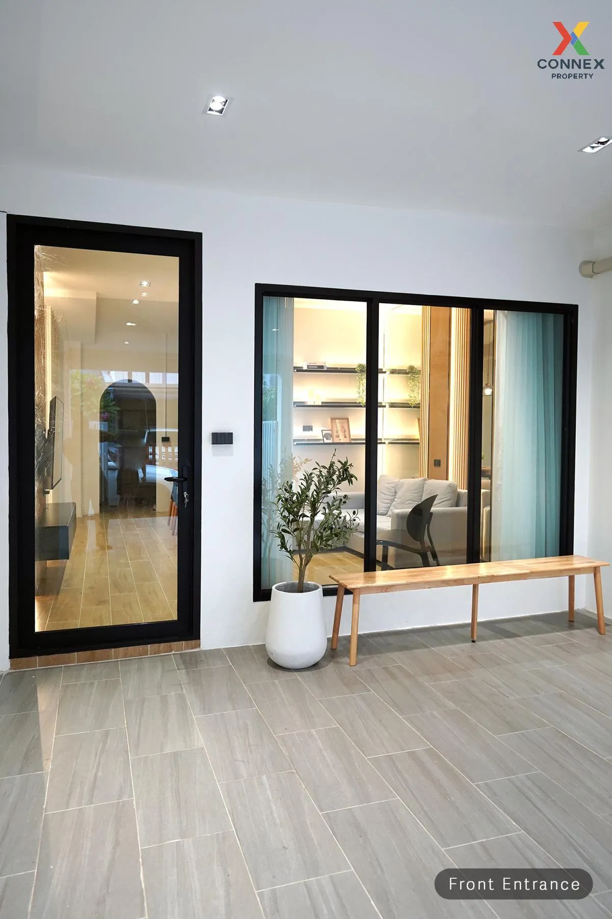 เช่าทาวน์เฮ้าส์/ทาวน์โฮม  อยู่เจริญ 29 รีโนเวทใหม่ สามเสนนอก เขต 