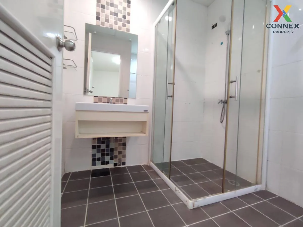 For Sale Townhouse/Townhome  , The Connect 15 Onnut , Prawet , Pr