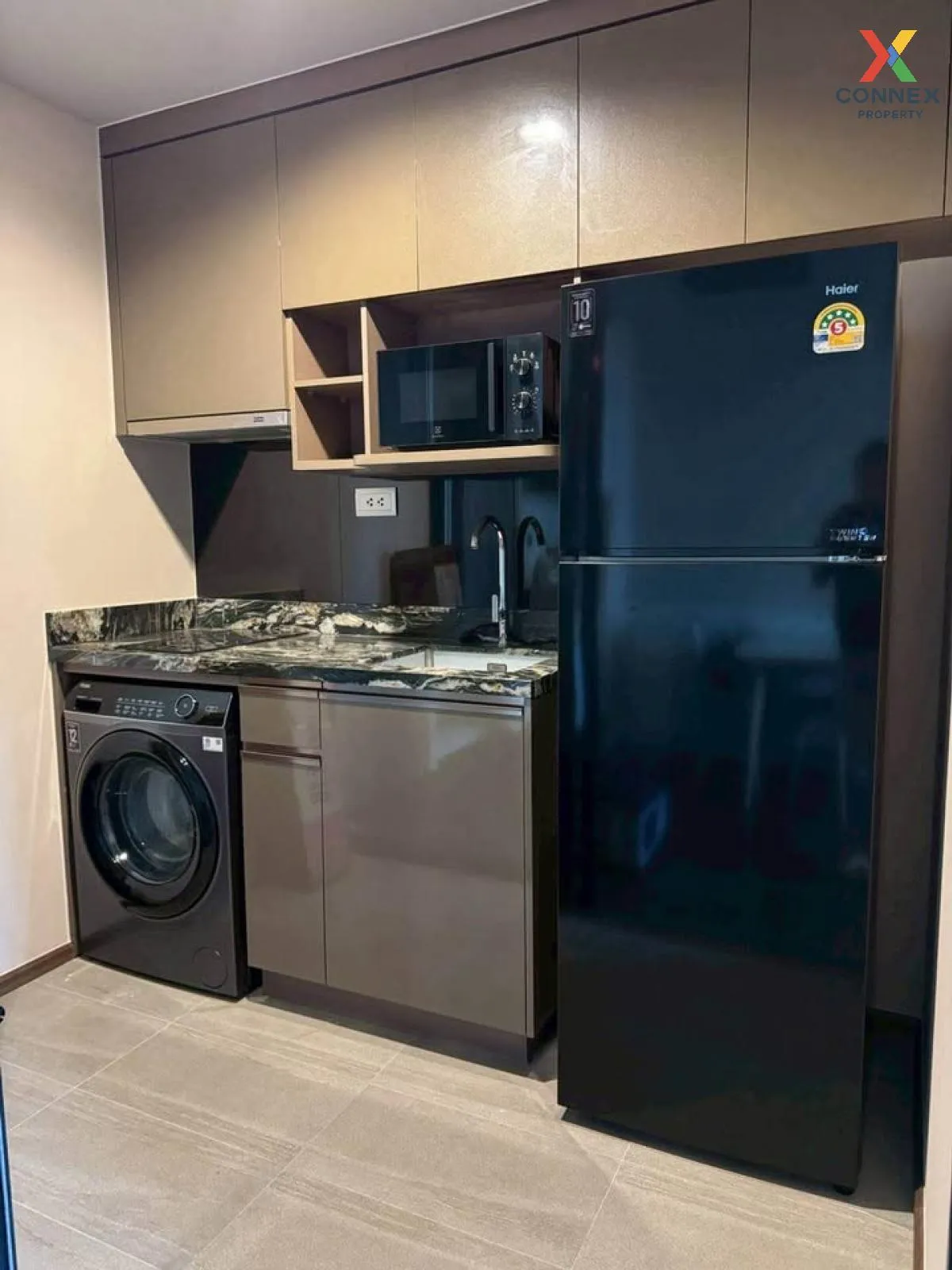 For Rent Condo , Ideo Q Sukhumvit 36 , high floor , BTS-Thong Lo 